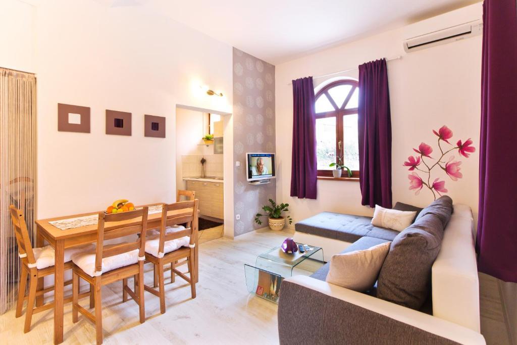 Apartments Filip & Tara Porec Bagian luar foto